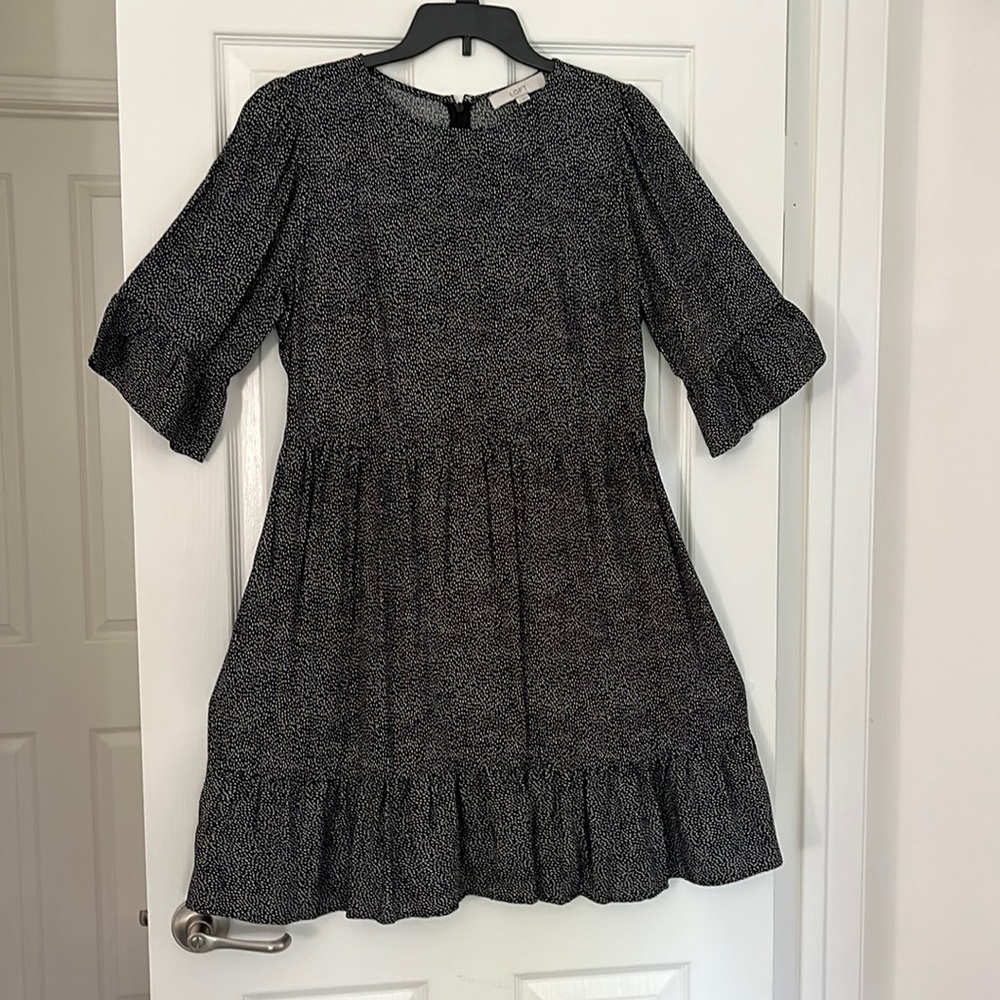 Loft Black and white 3/4 sleeve dress